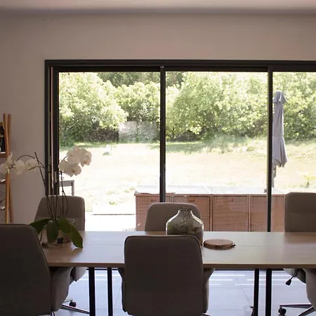 בית נופש En Campagne Provencale Avec Piscine *